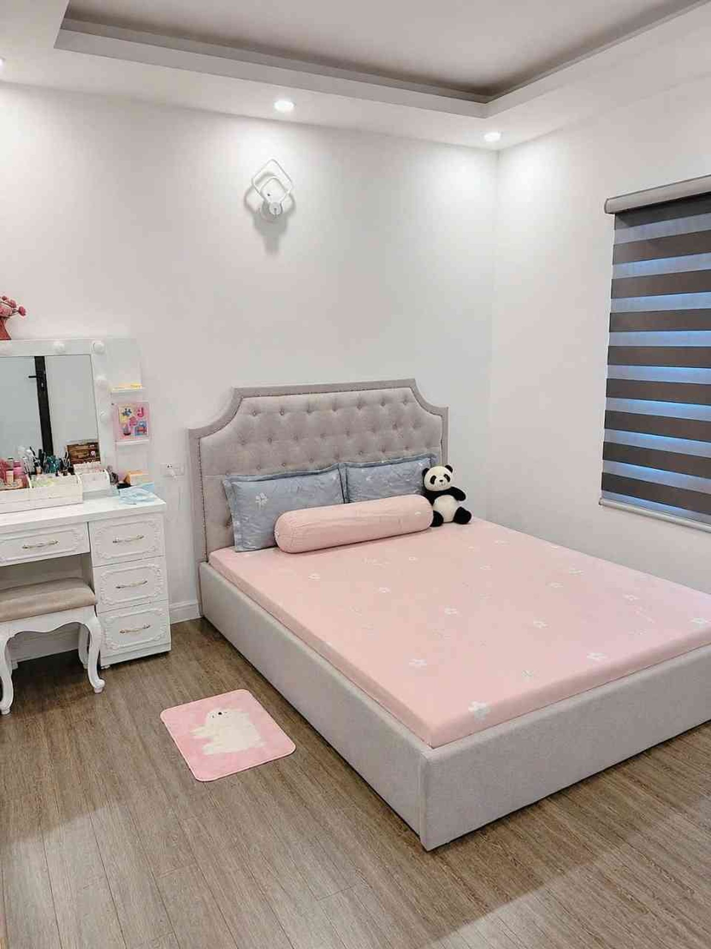 Bán nhà Phố 8/3 - diện tích 42m2 4 tầng - Lô góc mặt ngõ thông - giá 6,3 tỷ