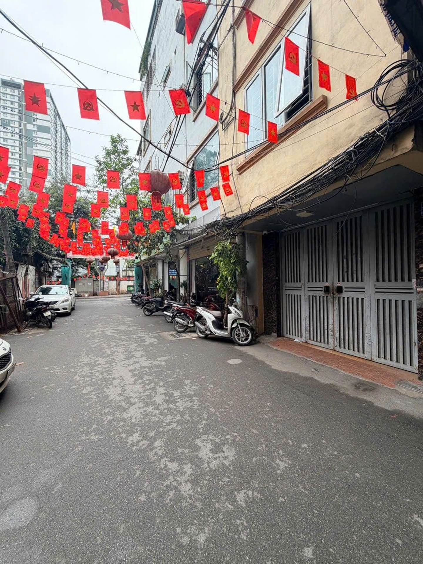 Bán nhà Khương Hạ - diện tích 81m2 7 tầng - ô tô tránh - giá 37,5 tỷ