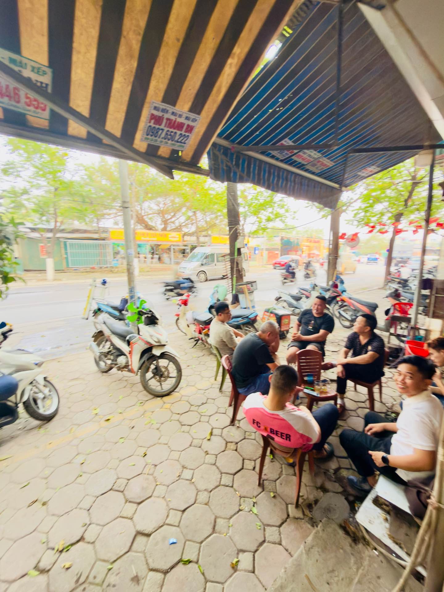 Bán nhà Dương Văn Bé - diện tích 28m2 2 tầng - Mặt phố vỉa hè 5m - giá 11,9 tỷ