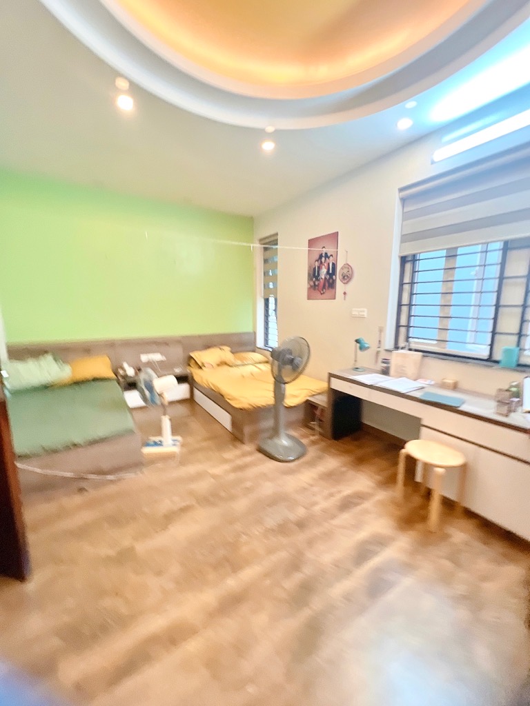 Bán nhà Lĩnh Nam - diện tích 90m2 5 tầng - ô tô tránh - giá 33,9 tỷ