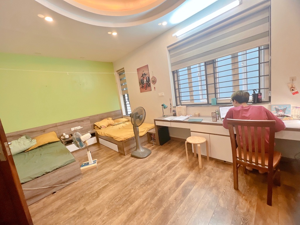 Bán nhà Lĩnh Nam - diện tích 90m2 5 tầng - ô tô tránh - giá 33,9 tỷ