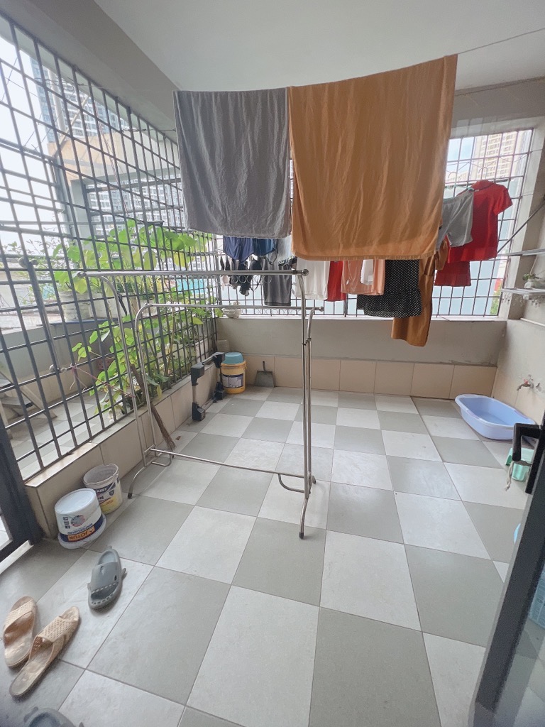 Bán nhà Lĩnh Nam - diện tích 90m2 5 tầng - ô tô tránh - giá 33,9 tỷ