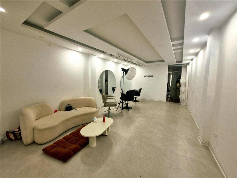 Bán nhà Trung Phụng - diện tích 75m2 7 tầng - Mặt phố VIP, thang máy - giá 39 tỷ