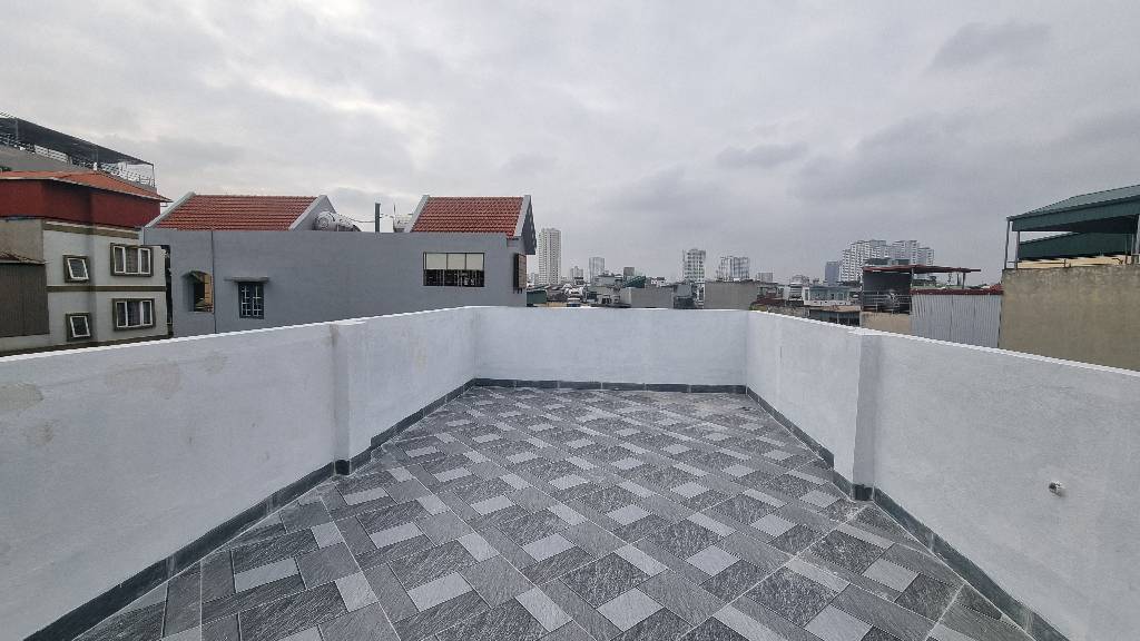 Bán nhà Thịnh Liệt - diện tích 30m2 5 tầng - ô tô tránh - giá 7,36 tỷ