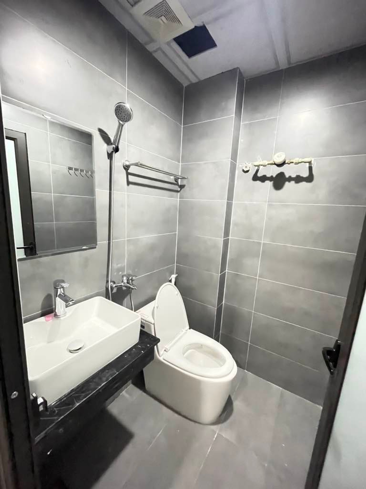 Bán nhà Tạ Quang Bửu - diện tích 90m2 5 tầng - SIÊU PHẨM CCMN - giá 24,5 tỷ