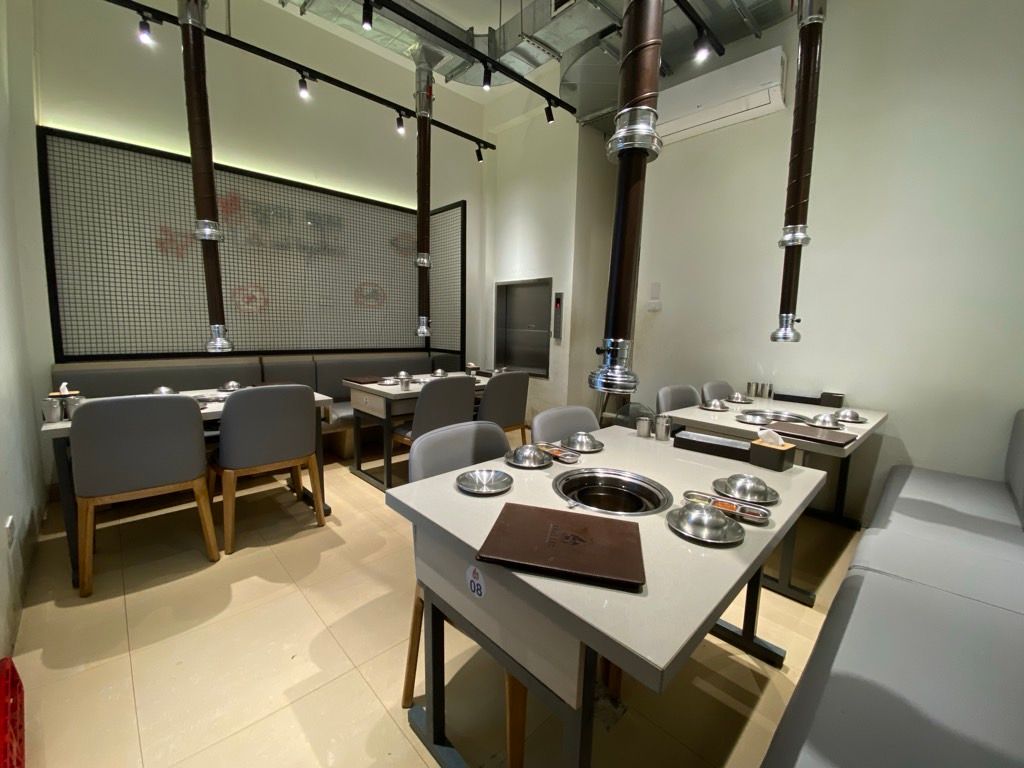 Bán nhà Học Phi - diện tích 90m2 5 tầng - Mặt phố kinh doanh đỉnh - giá 53,65 tỷ