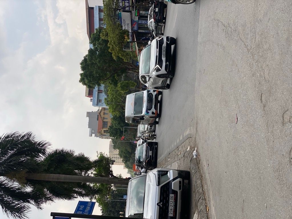 Bán nhà Học Phi - diện tích 90m2 5 tầng - Mặt phố kinh doanh đỉnh - giá 53,65 tỷ