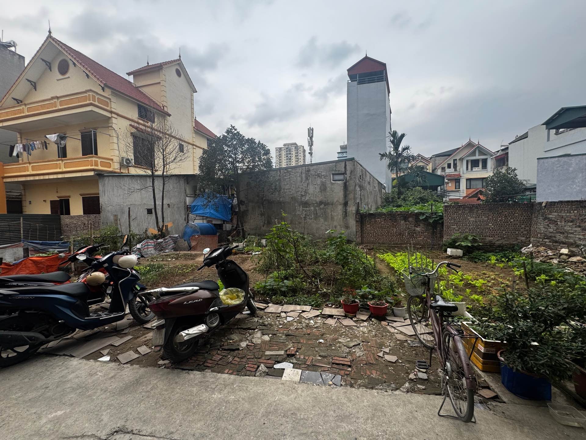 Bán nhà Thanh Lân - diện tích 51m2 1 tầng - gần phố - giá 9,4 tỷ