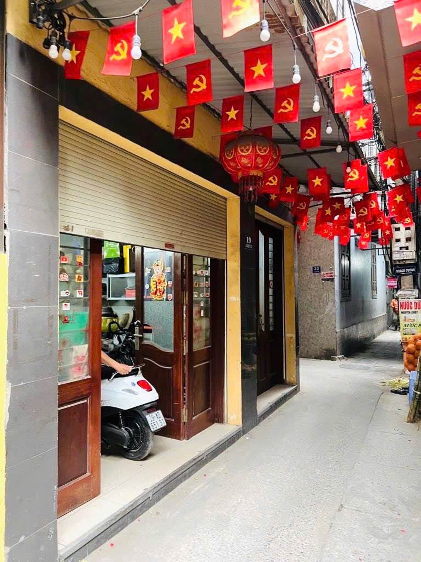 Bán nhà Minh Khai - diện tích 37m2 5 tầng - Lô góc, vị trí đắc địa - giá 12,5 tỷ