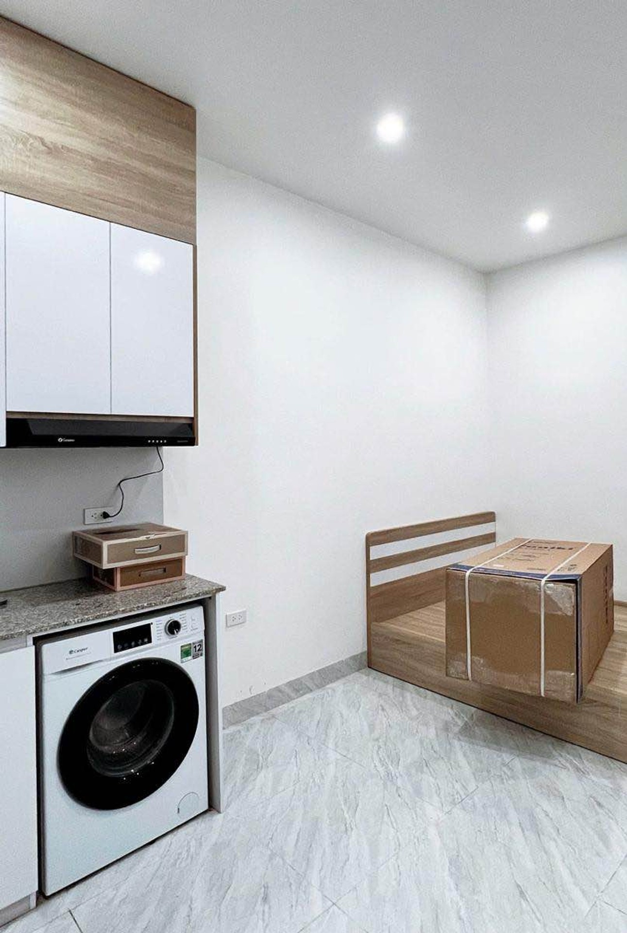 Bán nhà Mai Động - diện tích 80m2 6 tầng - Mặt tiền khủng - giá 12,5 tỷ