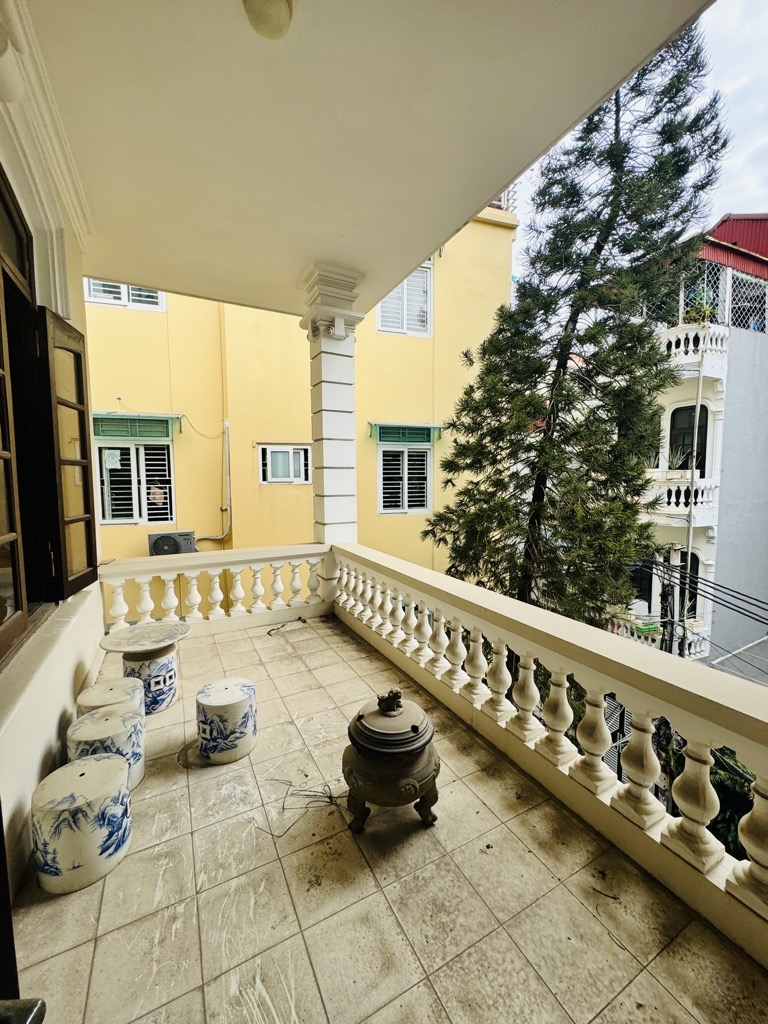 Bán nhà Thái Hà - diện tích 154m2 4 tầng - Lô góc 2 mặt thoáng - giá 46 tỷ