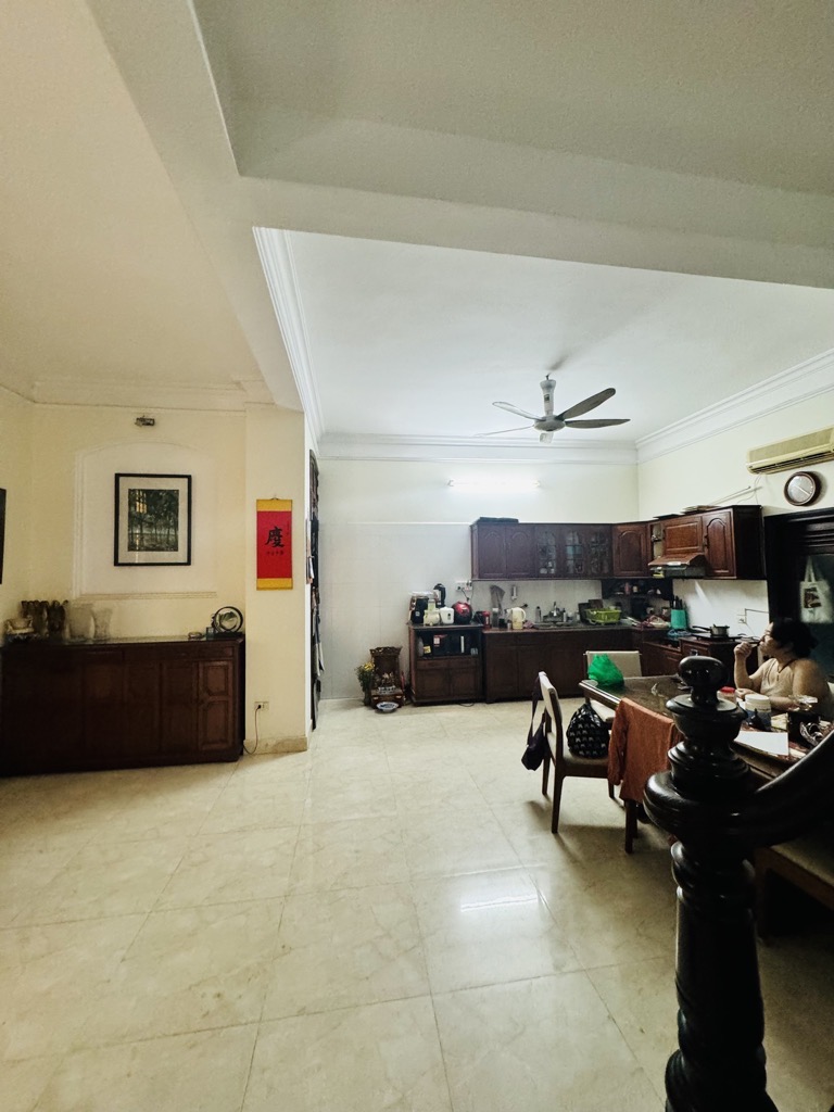 Bán nhà Thái Hà - diện tích 154m2 4 tầng - Lô góc 2 mặt thoáng - giá 46 tỷ