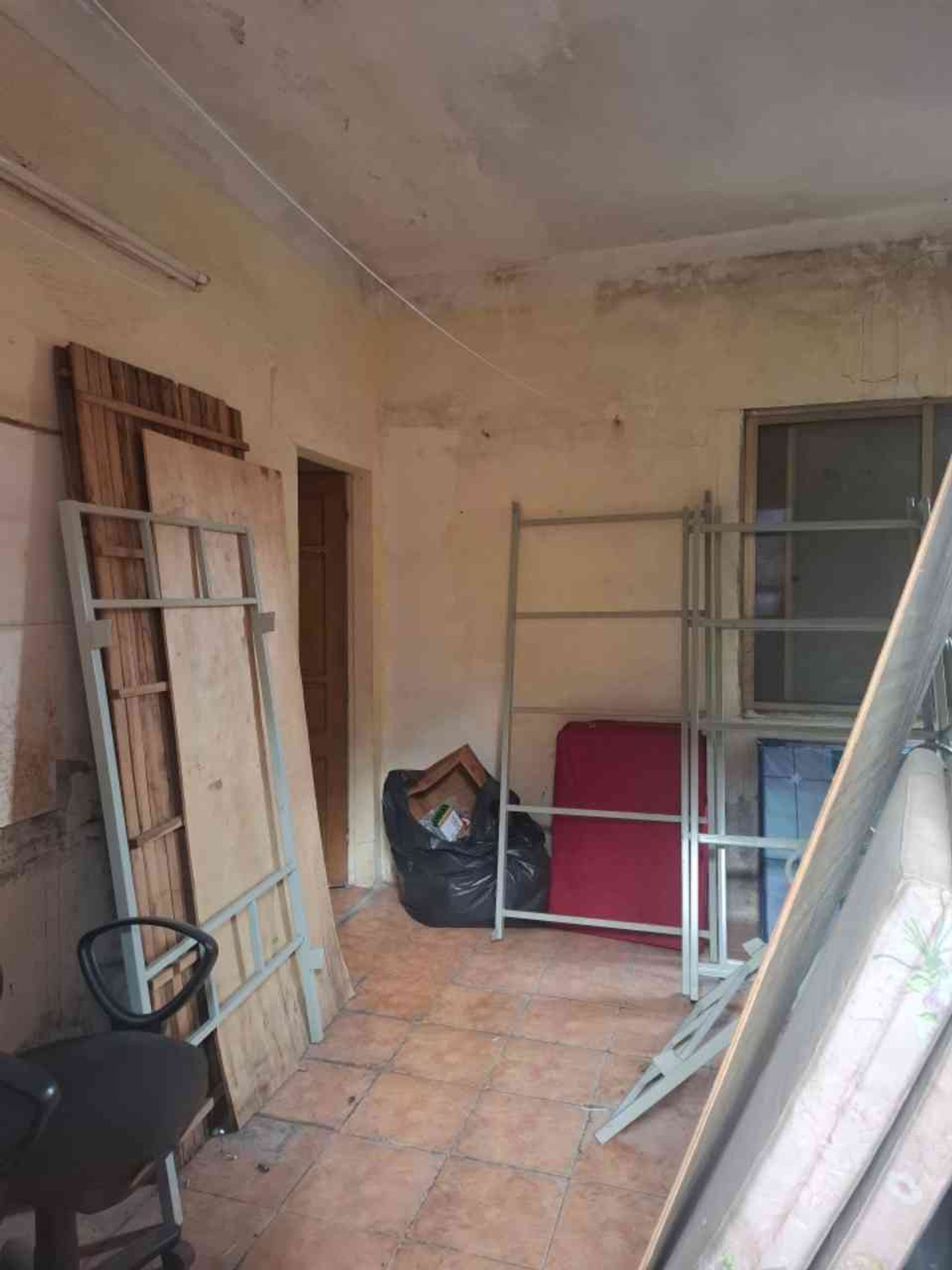 Bán nhà Hai Bà Trưng - diện tích 39m2 4 tầng - Ngõ thông tứ tung - giá 5 tỷ