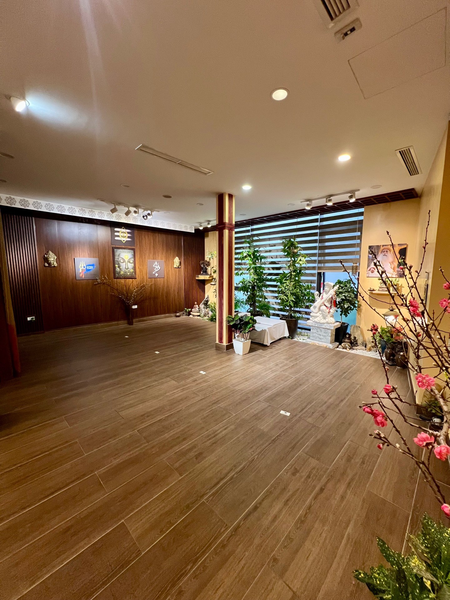 Bán nhà Lê Văn Lương - diện tích 110m2 5 tầng - Ô tô thang máy - giá 38,5 tỷ