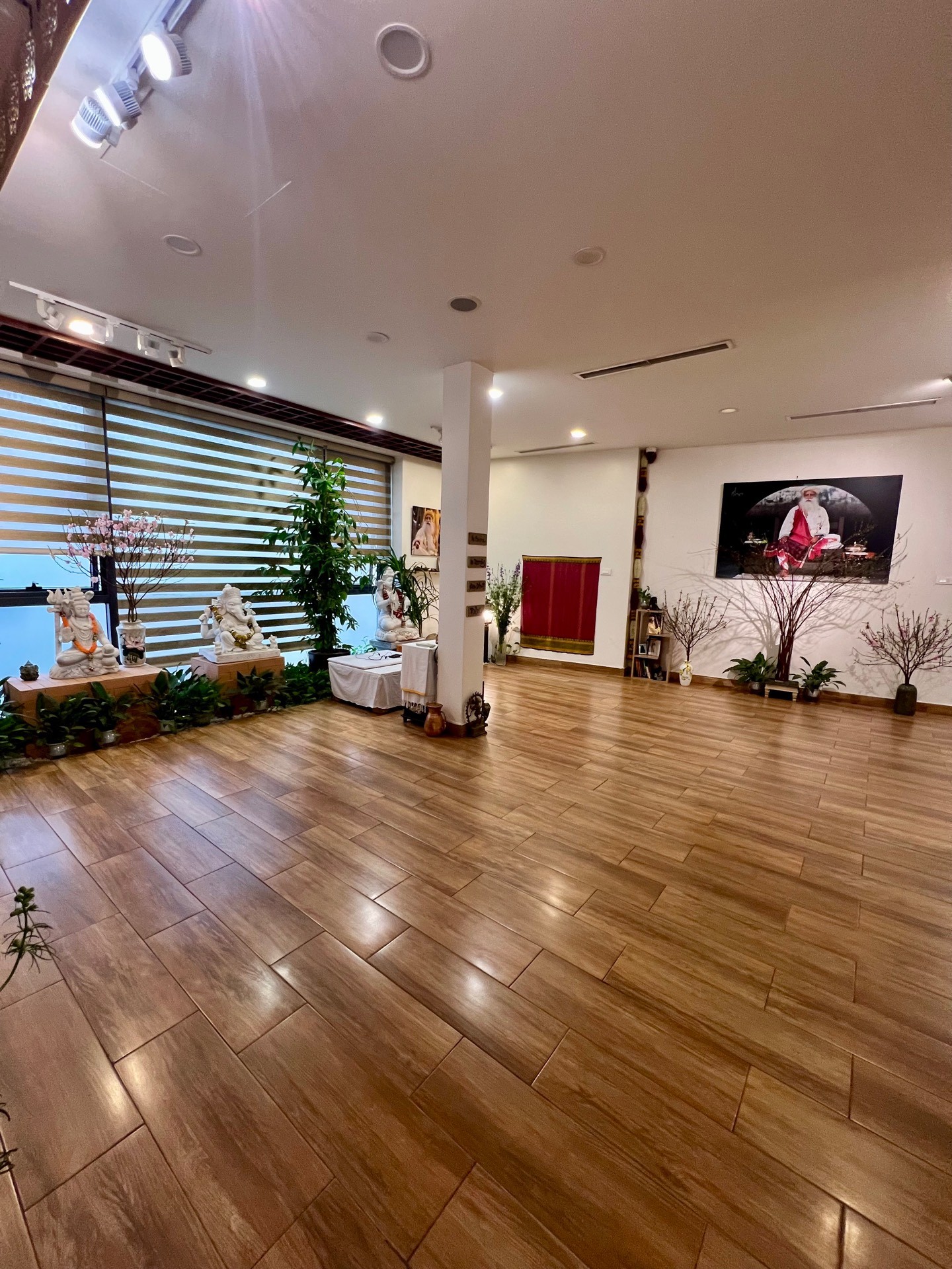 Bán nhà Lê Văn Lương - diện tích 110m2 5 tầng - Ô tô thang máy - giá 38,5 tỷ