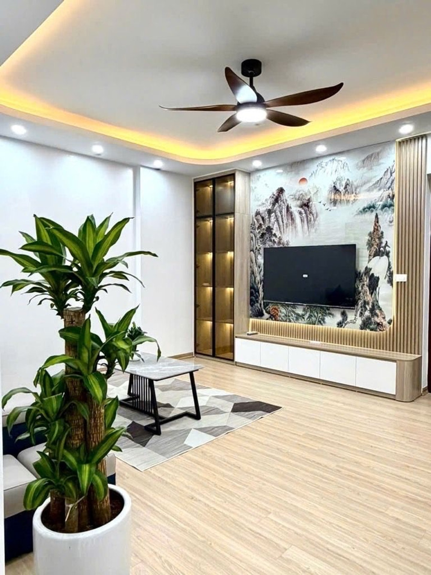 Bán nhà Toà nhà Nam - diện tích 63m2 19 tầng - Cực hiếm - giá 6 tỷ