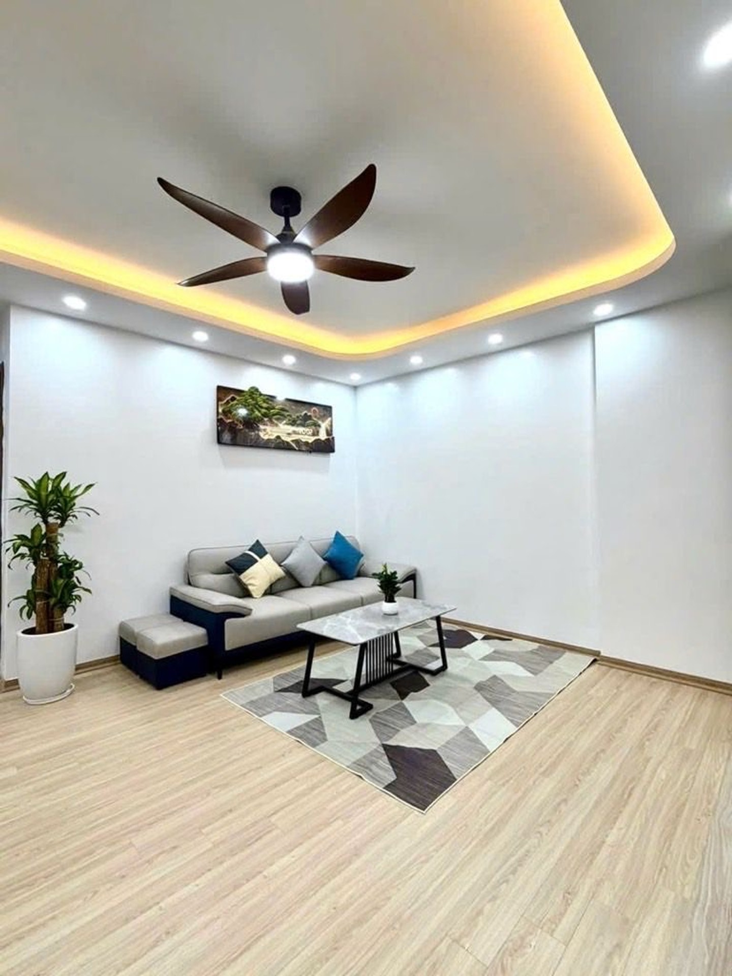Bán nhà Toà nhà Nam - diện tích 63m2 19 tầng - Cực hiếm - giá 6 tỷ