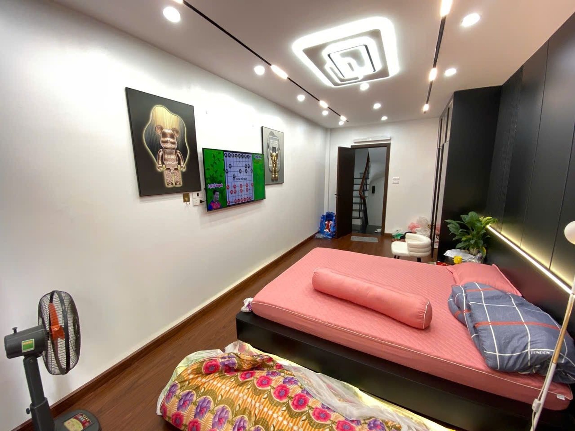 Bán nhà Hai Bà Trưng - diện tích 30m2 5 tầng - Ngõ thông - giá 8,9 tỷ