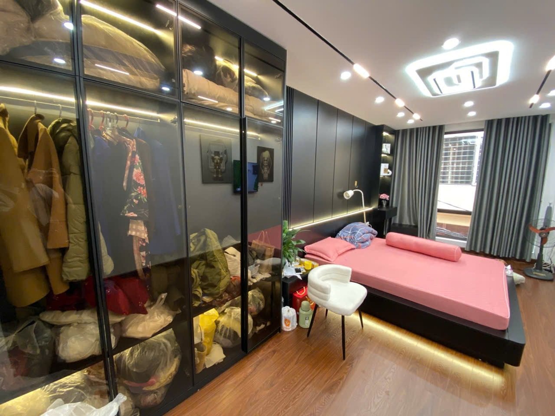 Bán nhà Hai Bà Trưng - diện tích 30m2 5 tầng - Ngõ thông - giá 8,9 tỷ