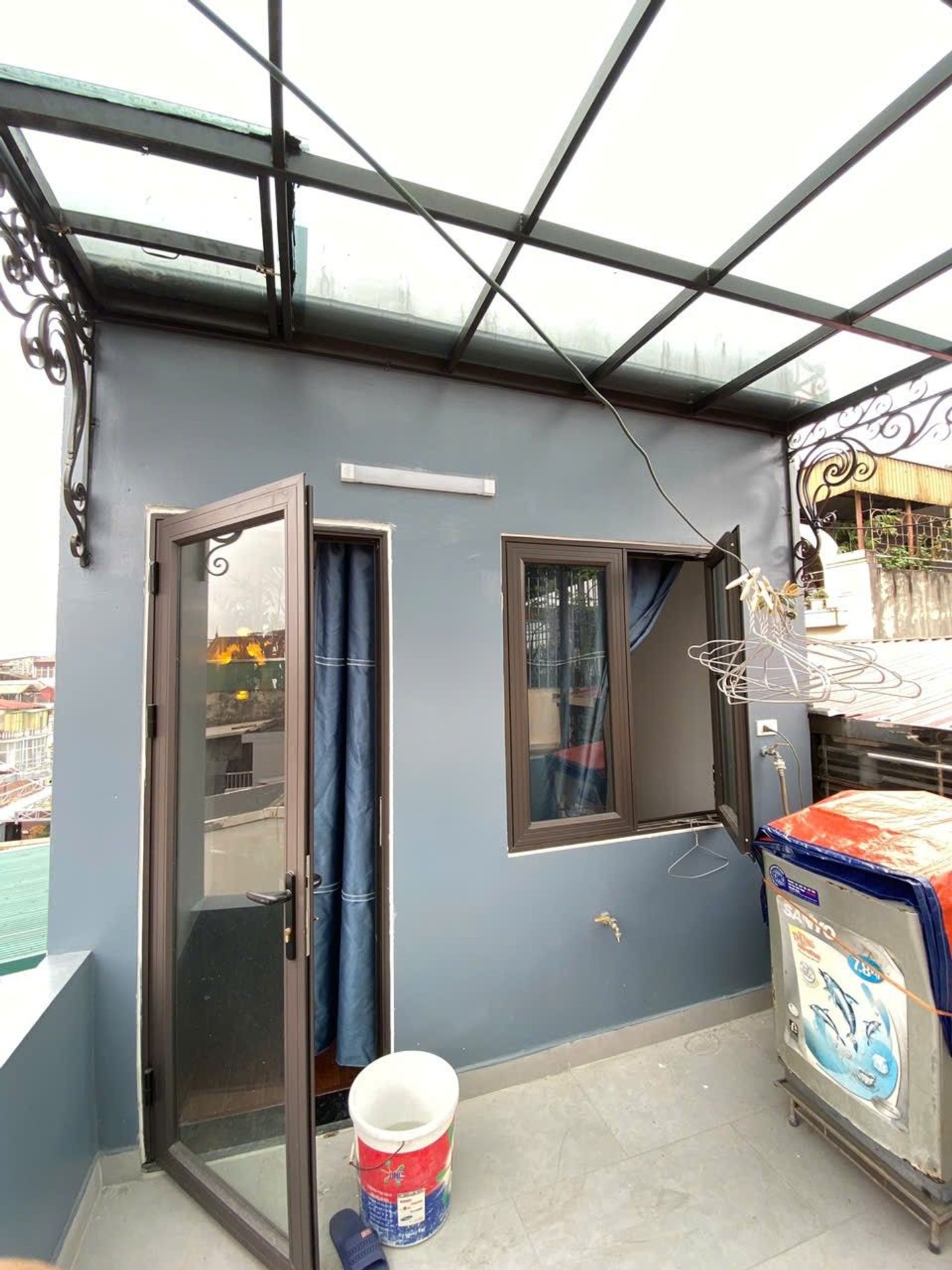 Bán nhà Hai Bà Trưng - diện tích 30m2 5 tầng - Ngõ thông - giá 8,9 tỷ