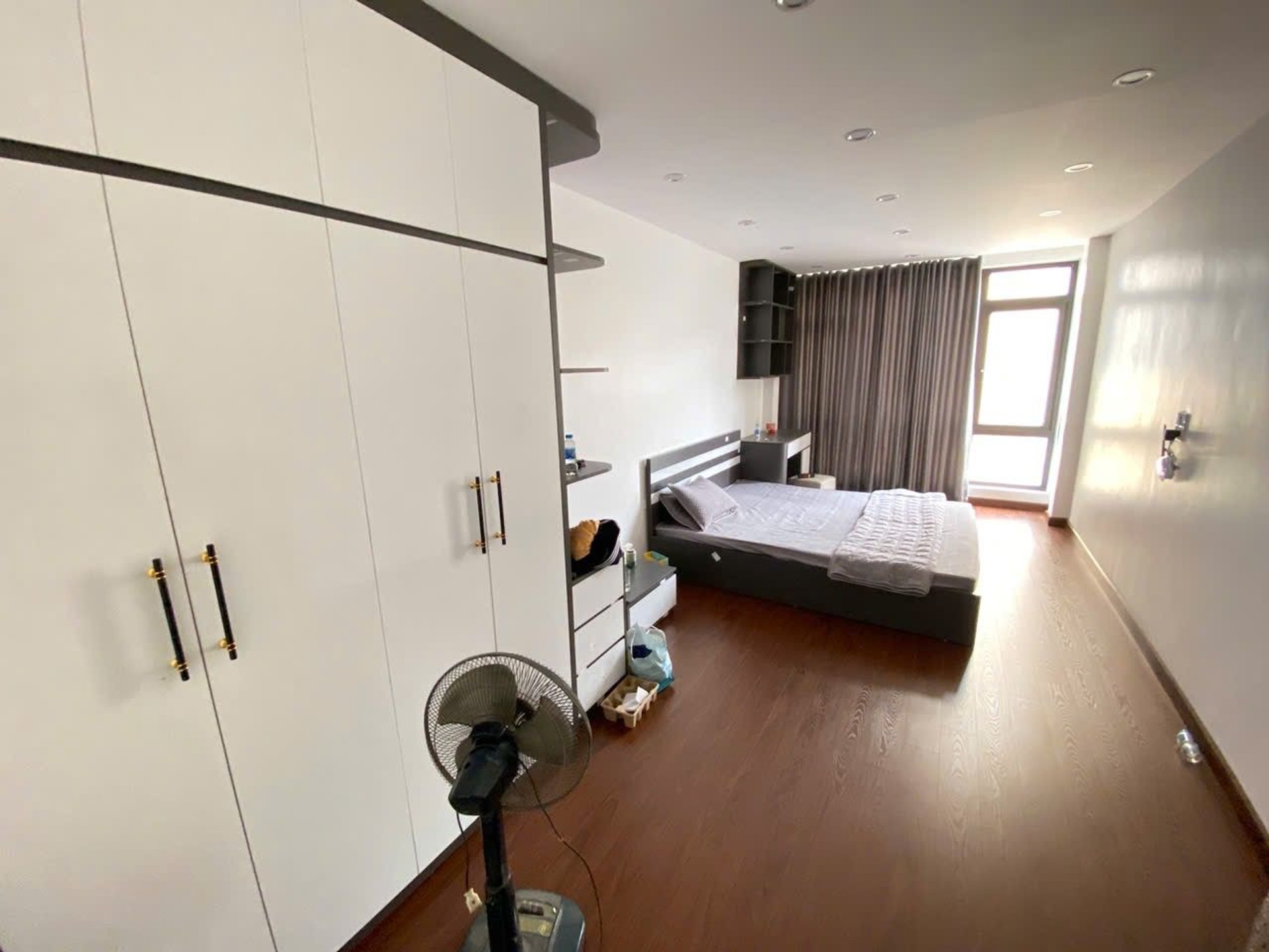 Bán nhà Hai Bà Trưng - diện tích 30m2 5 tầng - Ngõ thông - giá 8,9 tỷ