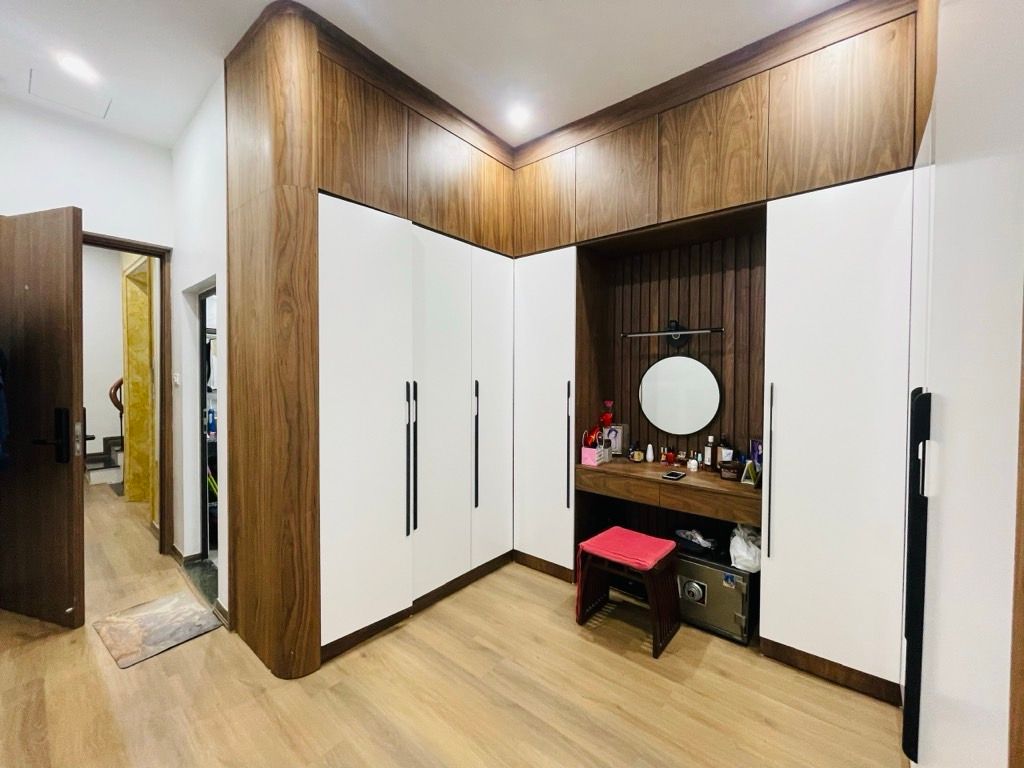 Bán nhà Lưu Quang Vũ - diện tích 60m2 6 tầng - ô tô tránh - giá 25 tỷ