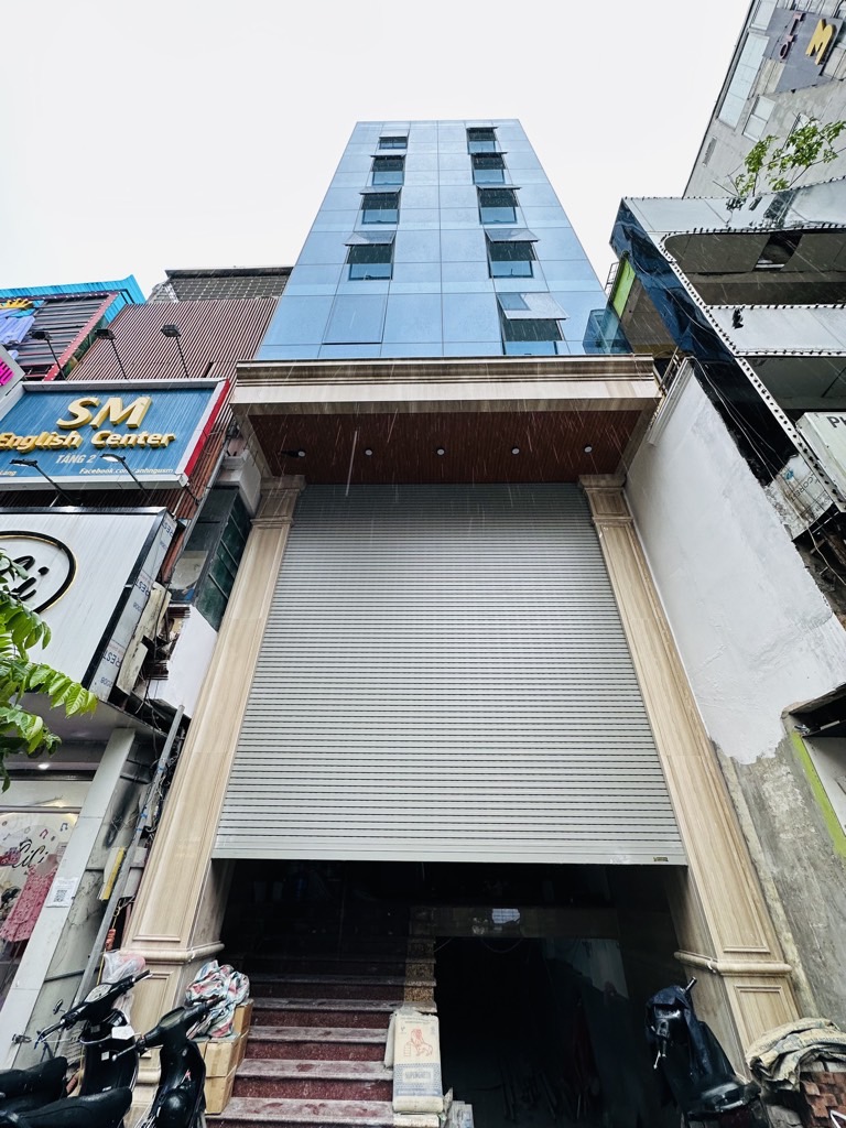 Bán nhà Chùa Láng - diện tích 111m2 8 tầng - Ô tô tránh - giá 110 tỷ