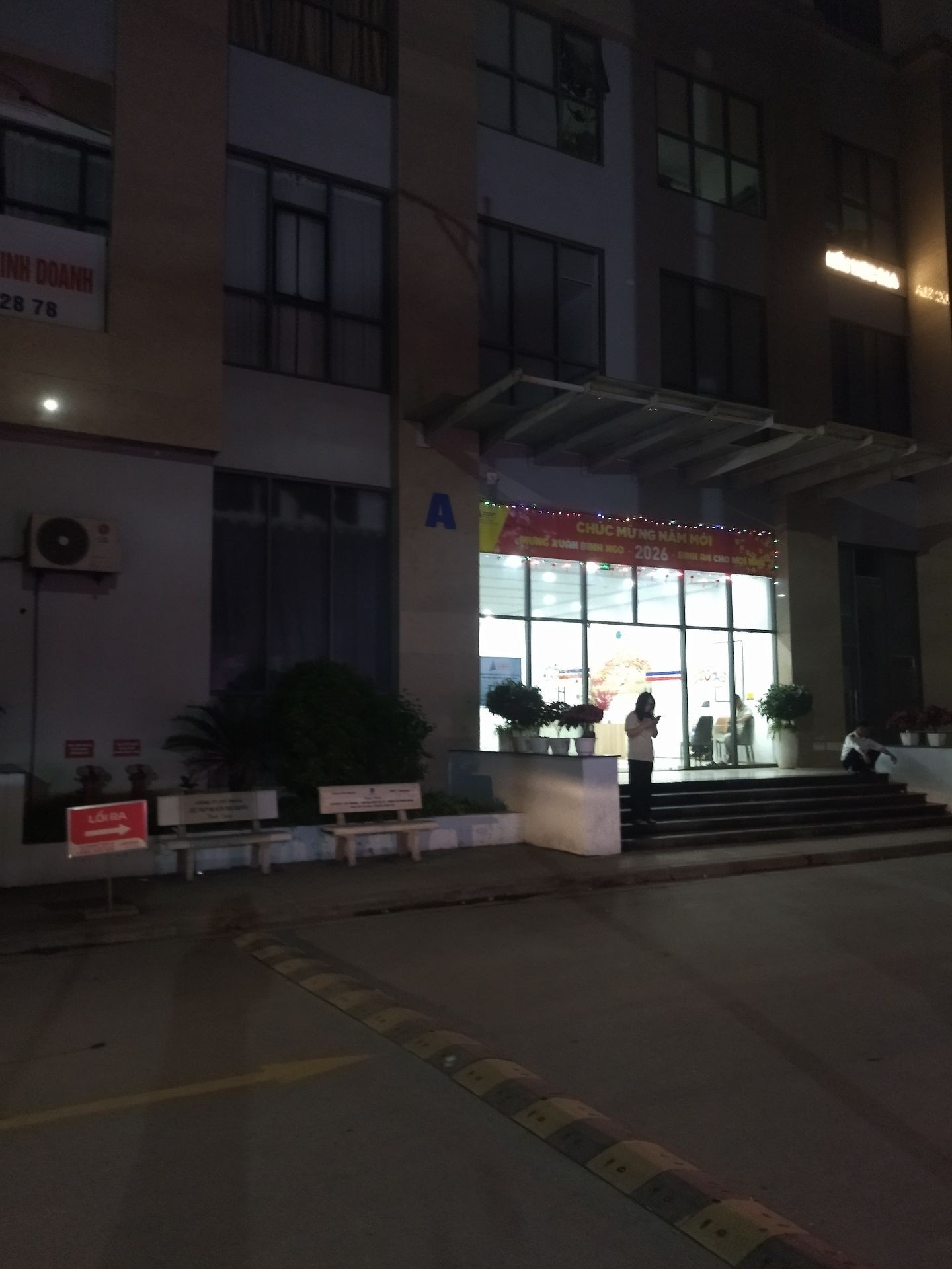 Bán nhà Nguyễn Huy Tưởng - diện tích 67m2 1 tầng - Thoáng trước, sau - giá 5,68 tỷ