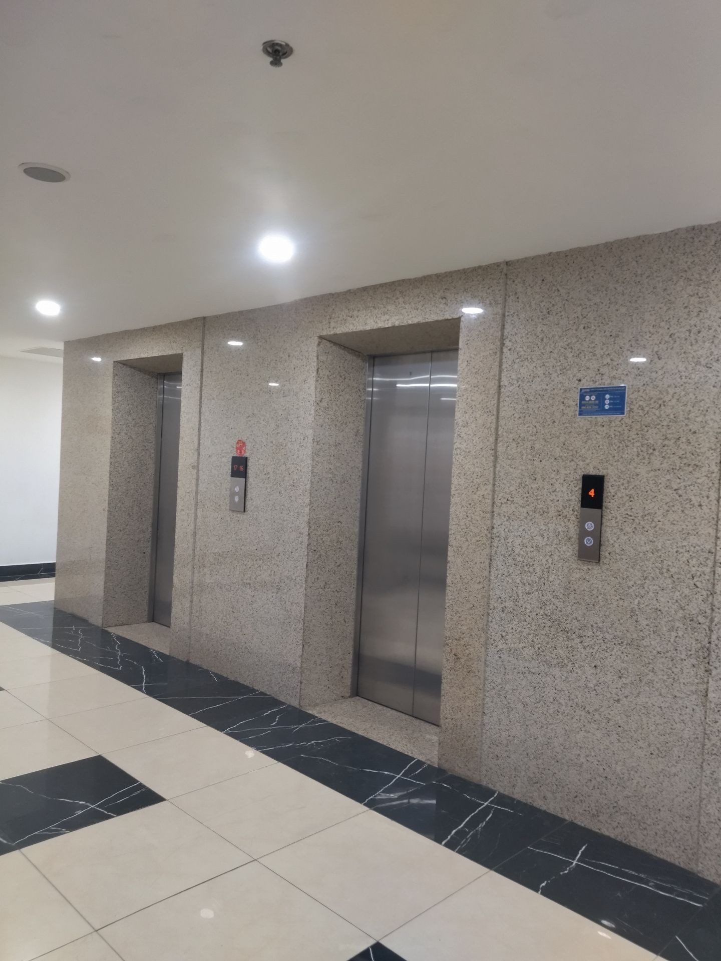 Bán nhà Nguyễn Huy Tưởng - diện tích 67m2 1 tầng - Thoáng trước, sau - giá 5,68 tỷ