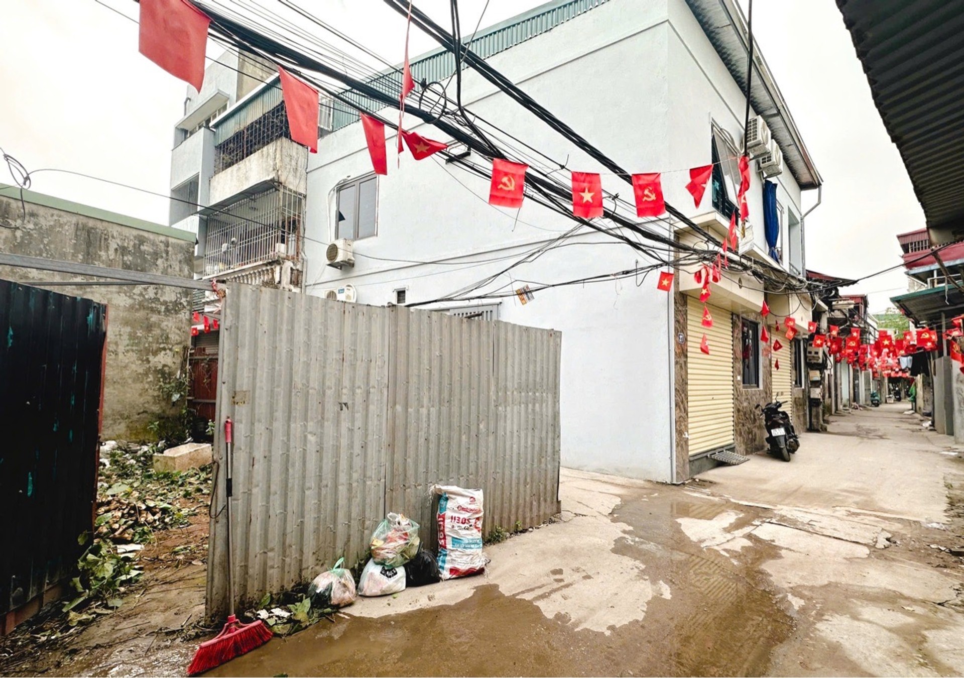 Bán nhà Định Công Hạ - diện tích 38m2 0 tầng - Đất Lô góc, siêu thoáng - giá 1,95 tỷ