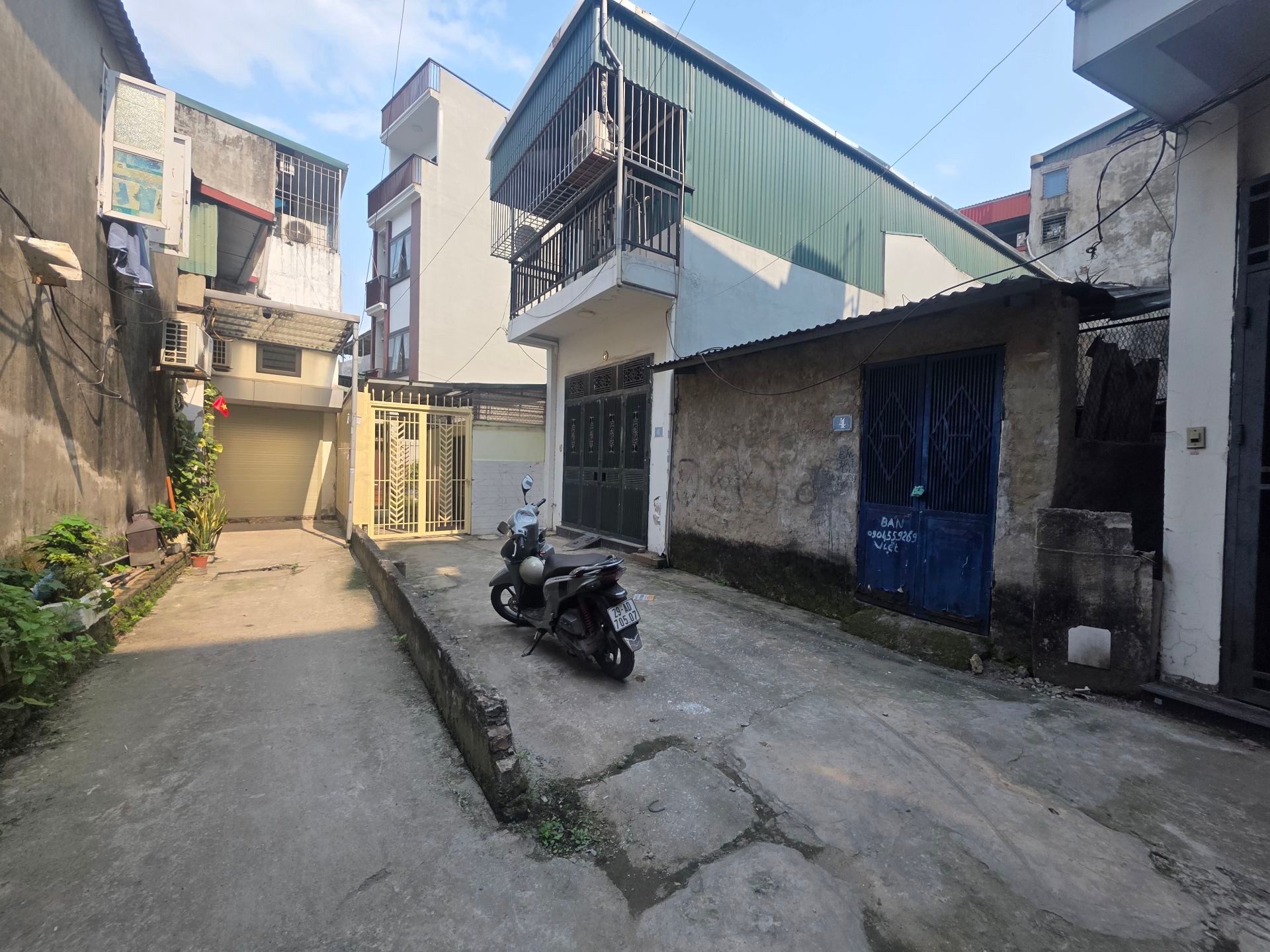 Bán nhà Trần Hòa - diện tích 90m2 0 tầng - Lô góc - giá 6,45 tỷ