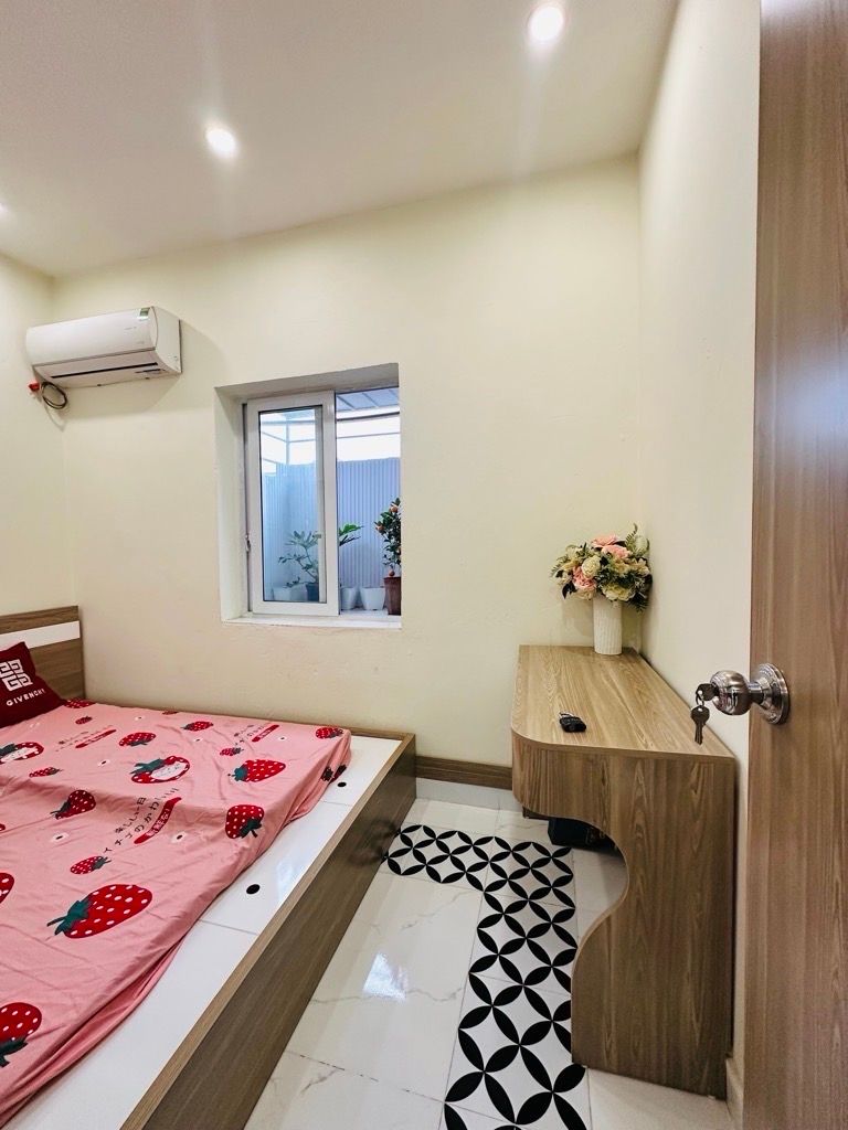Bán nhà Trại Găng - diện tích 30m2 1 tầng - Căn tập thể trong chợ - giá 2,35 tỷ
