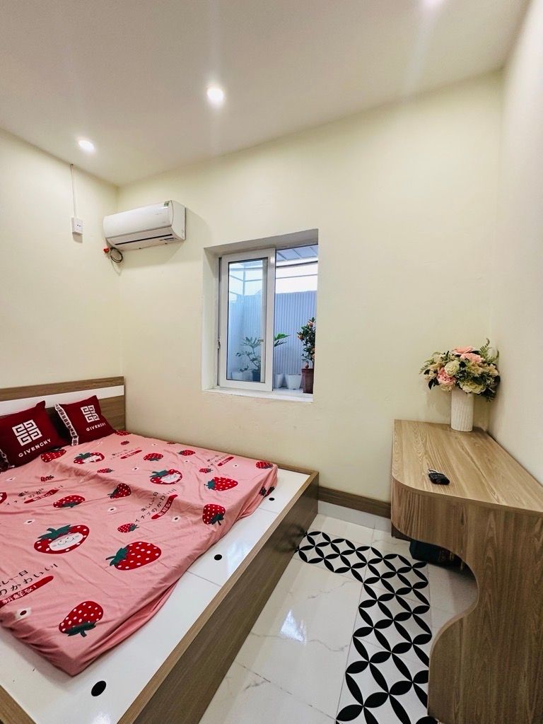 Bán nhà Trại Găng - diện tích 30m2 1 tầng - Căn tập thể trong chợ - giá 2,35 tỷ