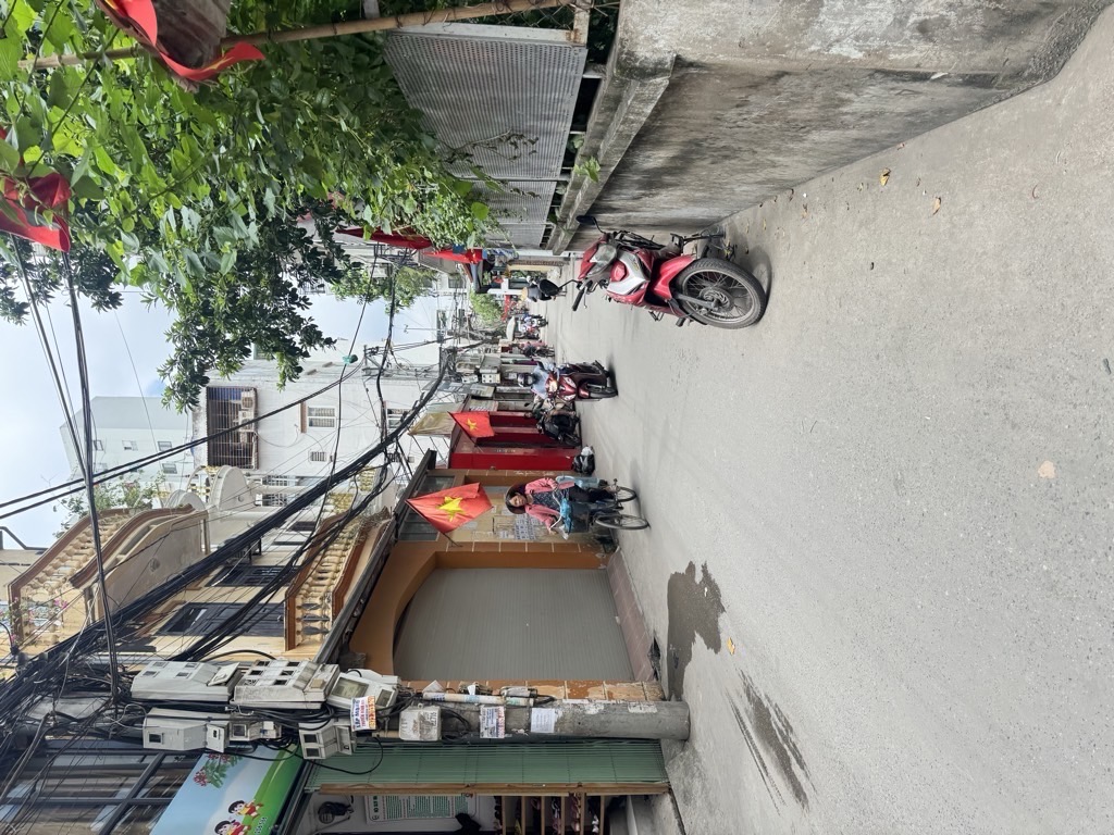 Bán nhà Định Công - diện tích 120m2 1 tầng - ô tô tránh - giá 28,3 tỷ