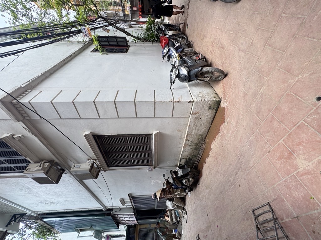 Bán nhà Định Công - diện tích 120m2 1 tầng - ô tô tránh - giá 28,3 tỷ