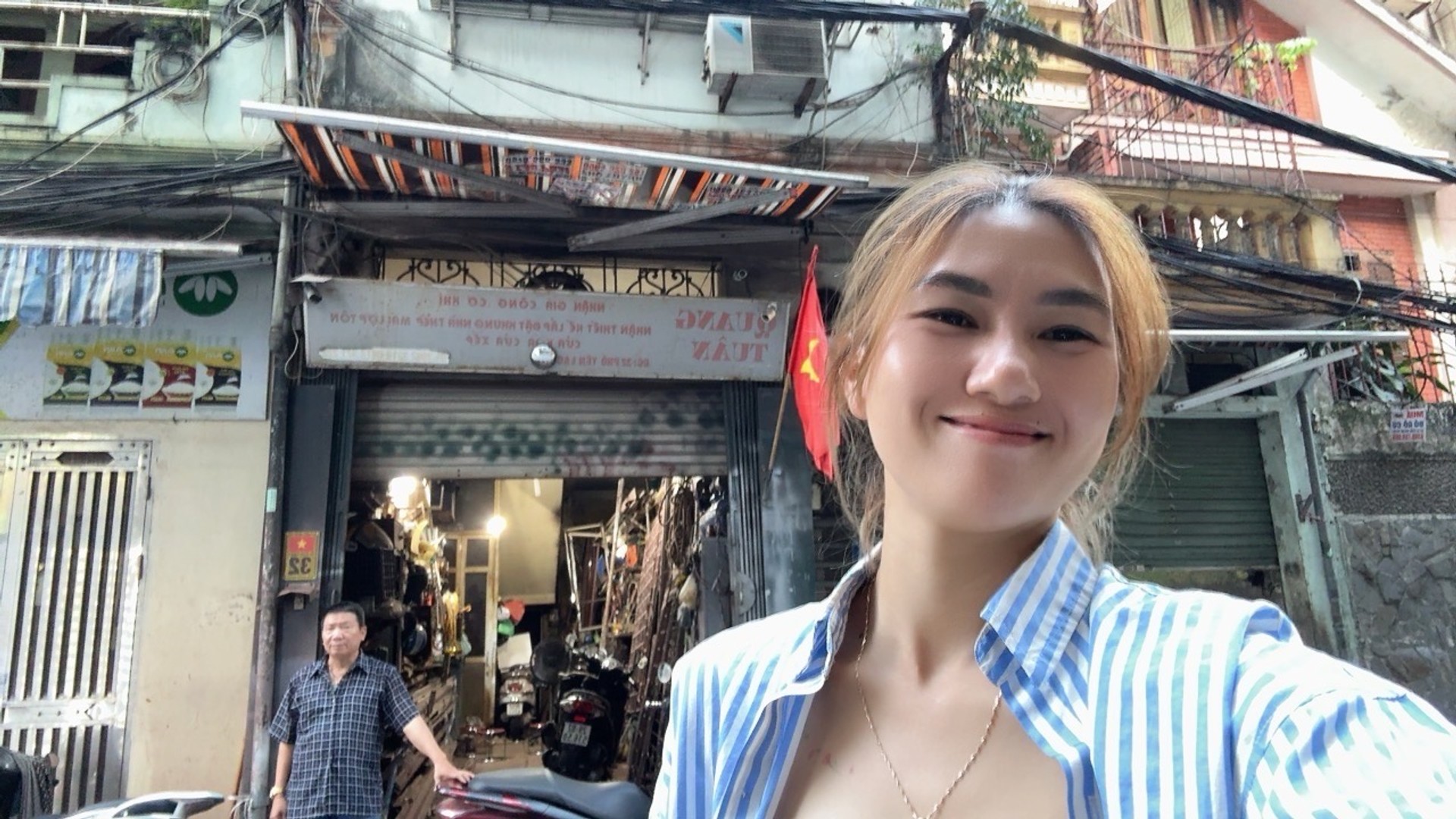 Bán nhà Yên Lạc - diện tích 86m2 4 tầng - Mặt phố kinh doanh đỉnh - giá 35 tỷ