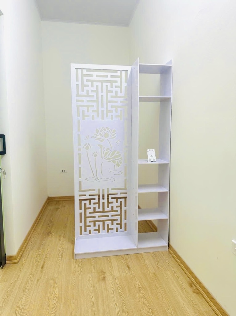 Bán nhà Hoàng Mai - diện tích 30m2 2 tầng - Nhà riêng 3 bước ra đường 2 làn - giá 2,2 tỷ