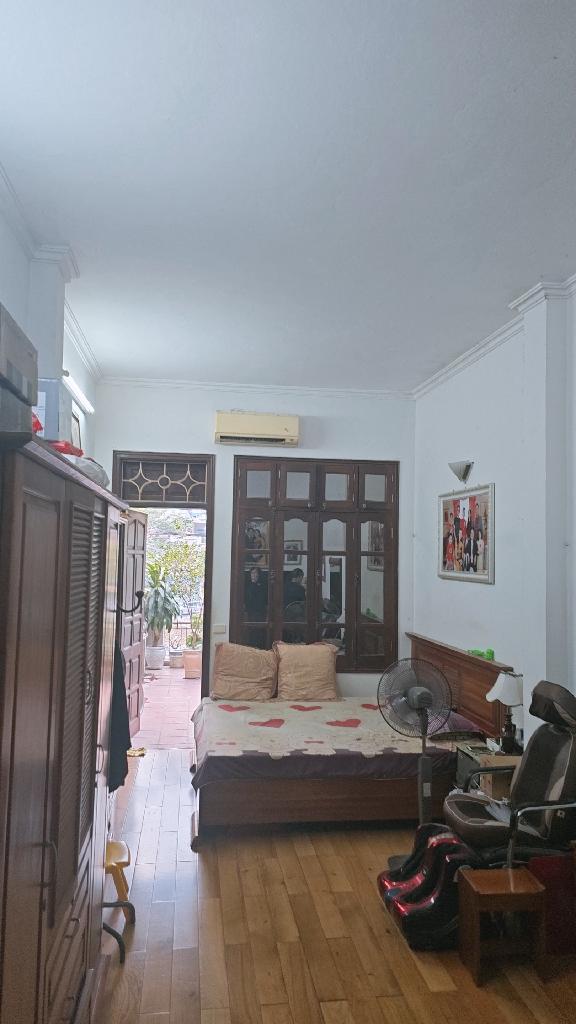 Bán nhà Vũ Tông Phan - diện tích 73m2 4 tầng - Ô tô kinh doanh - giá 25,3 tỷ