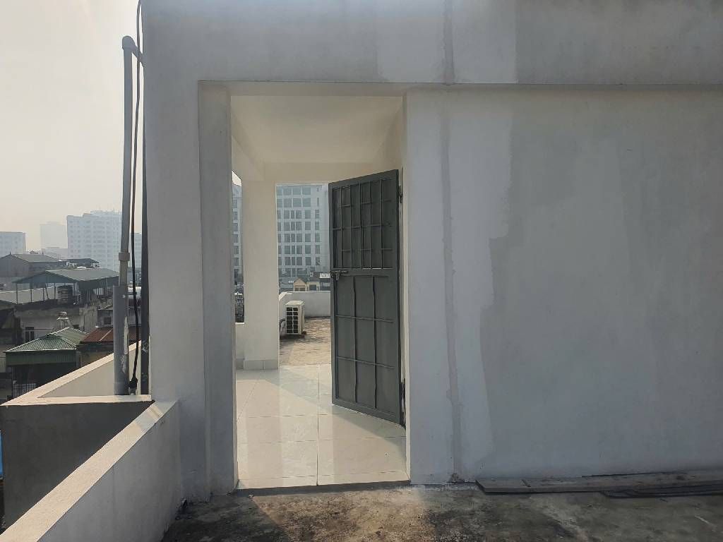 Bán nhà Kim Giang - diện tích 74m2 6 tầng - Ô TÔ QUA - giá 19,2 tỷ