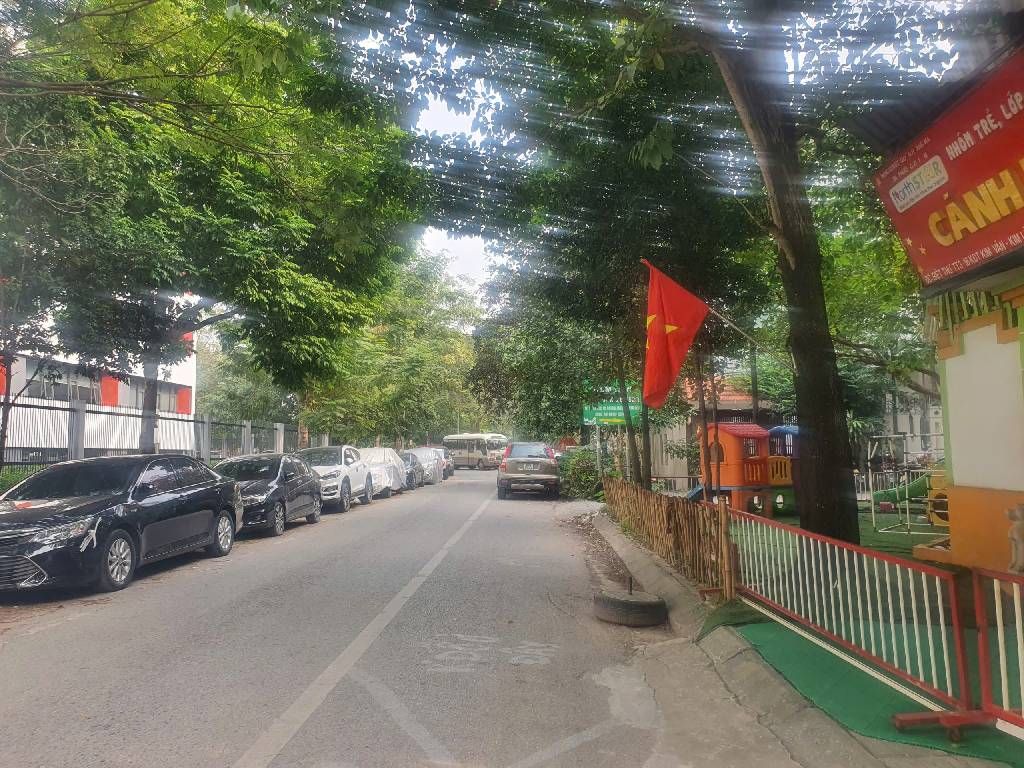 Bán nhà Kim Giang - diện tích 74m2 6 tầng - Ô TÔ QUA - giá 19,2 tỷ