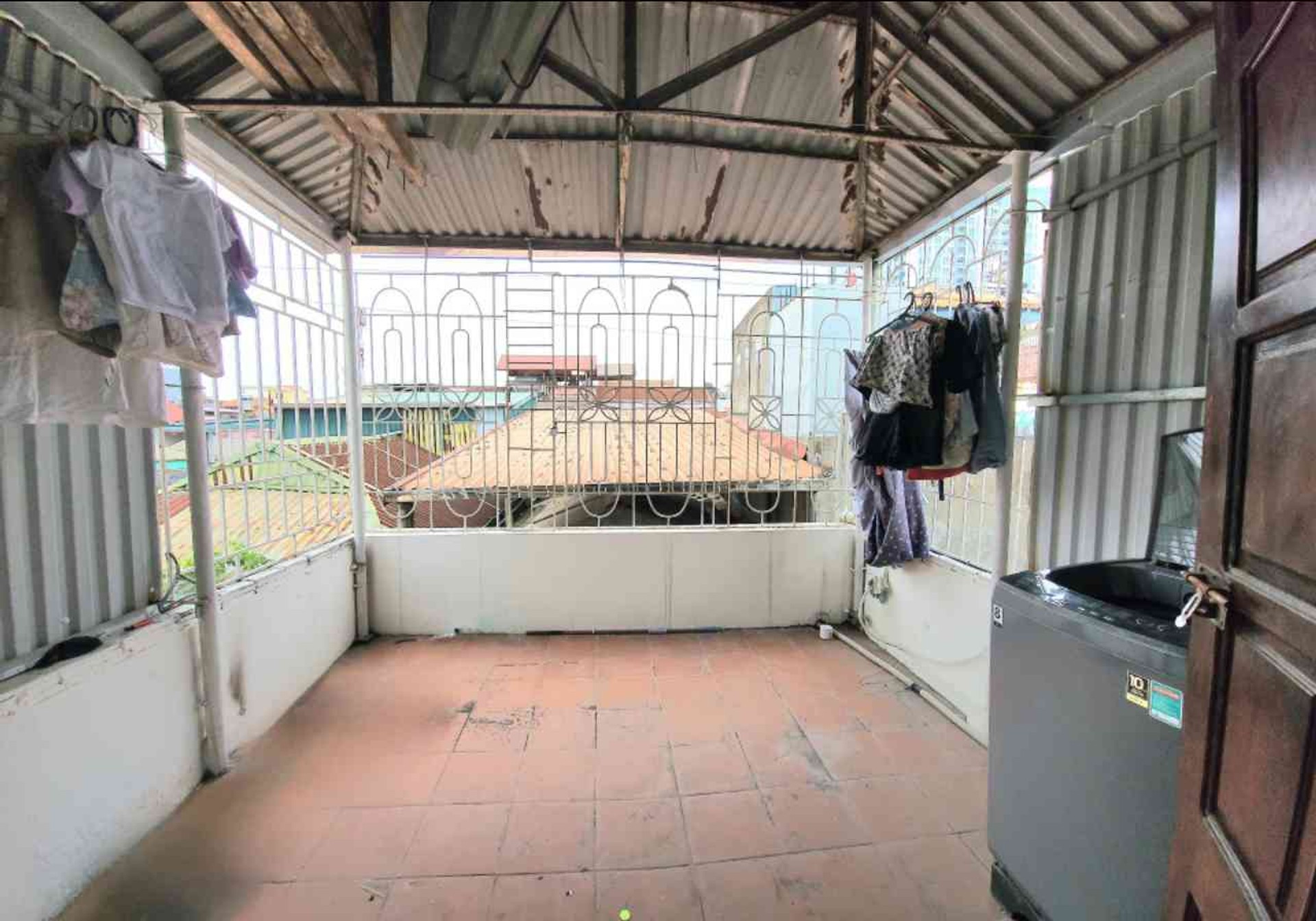 Bán nhà Vân Đồn - diện tích 17m2 5 tầng - Nhà đẹp, an sinh đỉnh - giá 5 tỷ