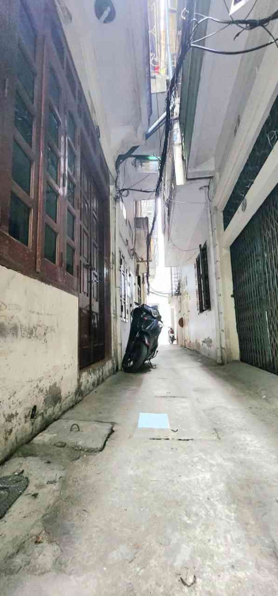 Bán nhà Vân Đồn - diện tích 17m2 5 tầng - Nhà đẹp, an sinh đỉnh - giá 5 tỷ