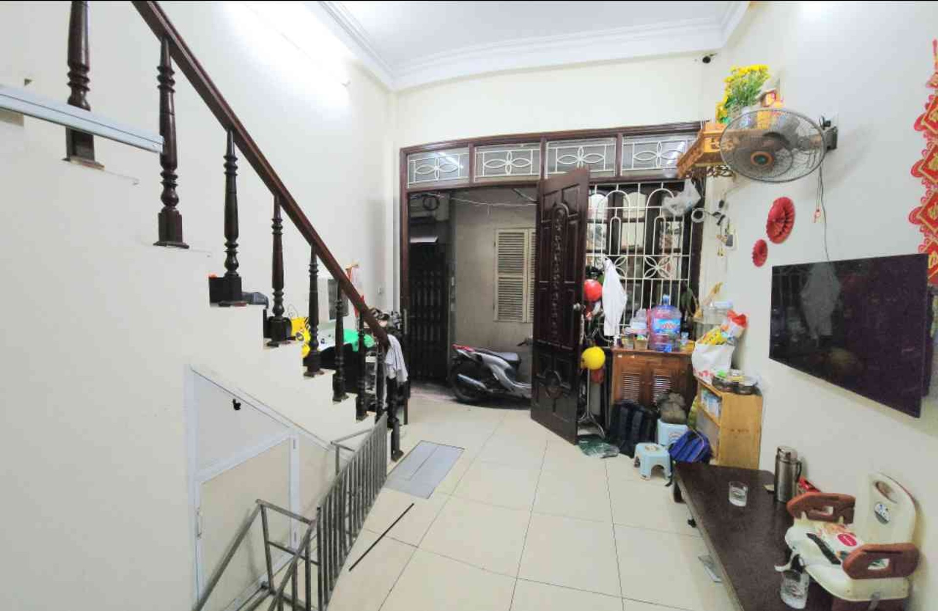 Bán nhà Vân Đồn - diện tích 17m2 5 tầng - Nhà đẹp, an sinh đỉnh - giá 5 tỷ