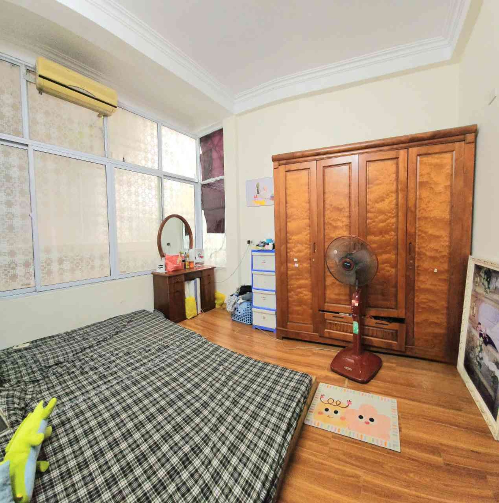 Bán nhà Vân Đồn - diện tích 17m2 5 tầng - Nhà đẹp, an sinh đỉnh - giá 5 tỷ