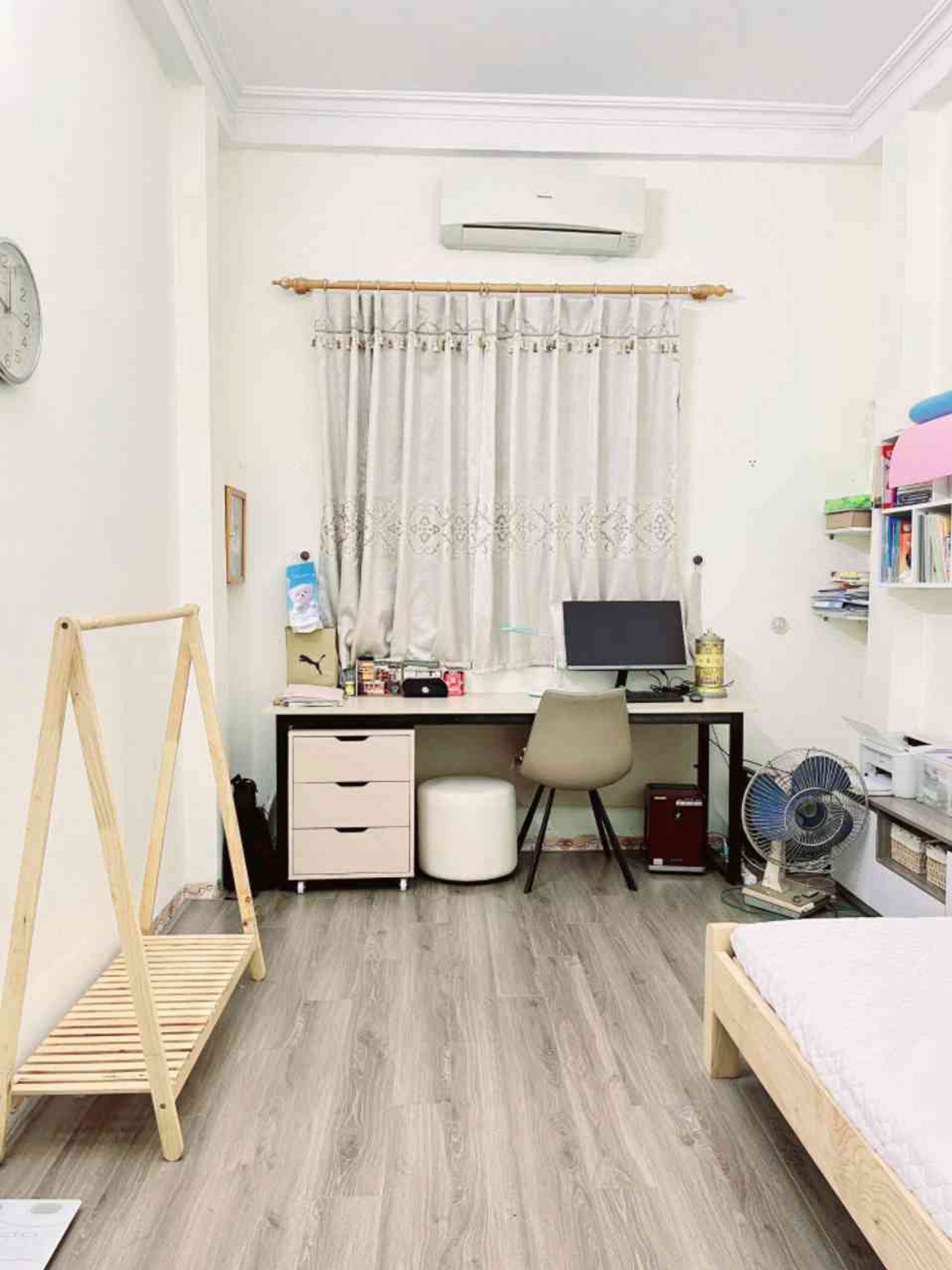 Bán nhà Định Công Thượng - diện tích 24m2 5 tầng - Ngõ nông gần sát ô tô - giá 3,8 tỷ