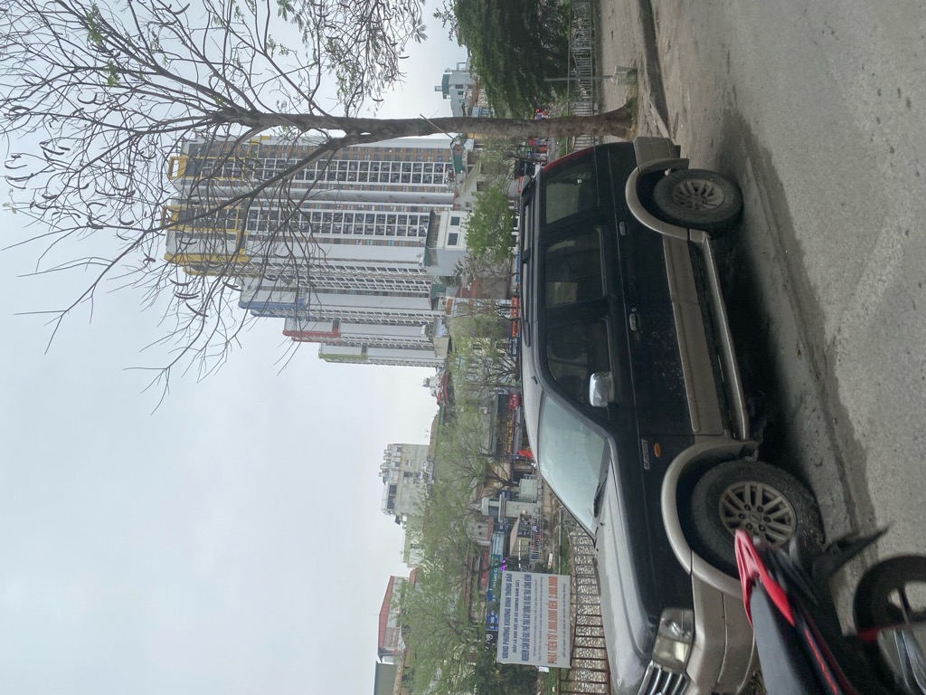 Bán nhà Vũ Tông Phan - diện tích 109.1m2 4 tầng - Đang cập nhật - giá 40 tỷ