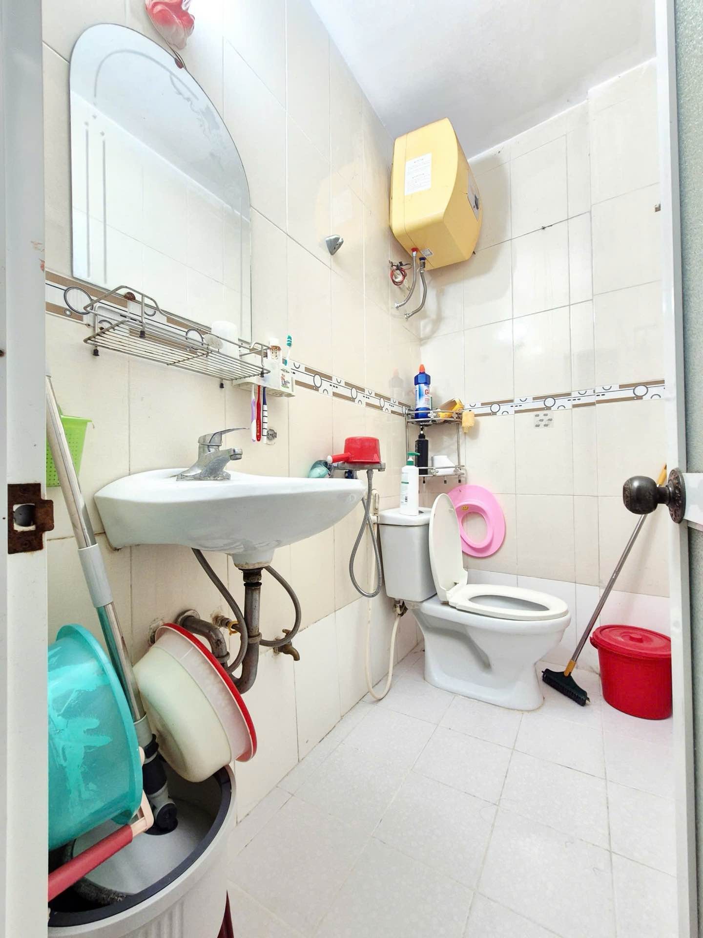 Bán nhà Định Công Thượng - diện tích 28m2 5 tầng - Gần Ô tô - giá 9,5 tỷ