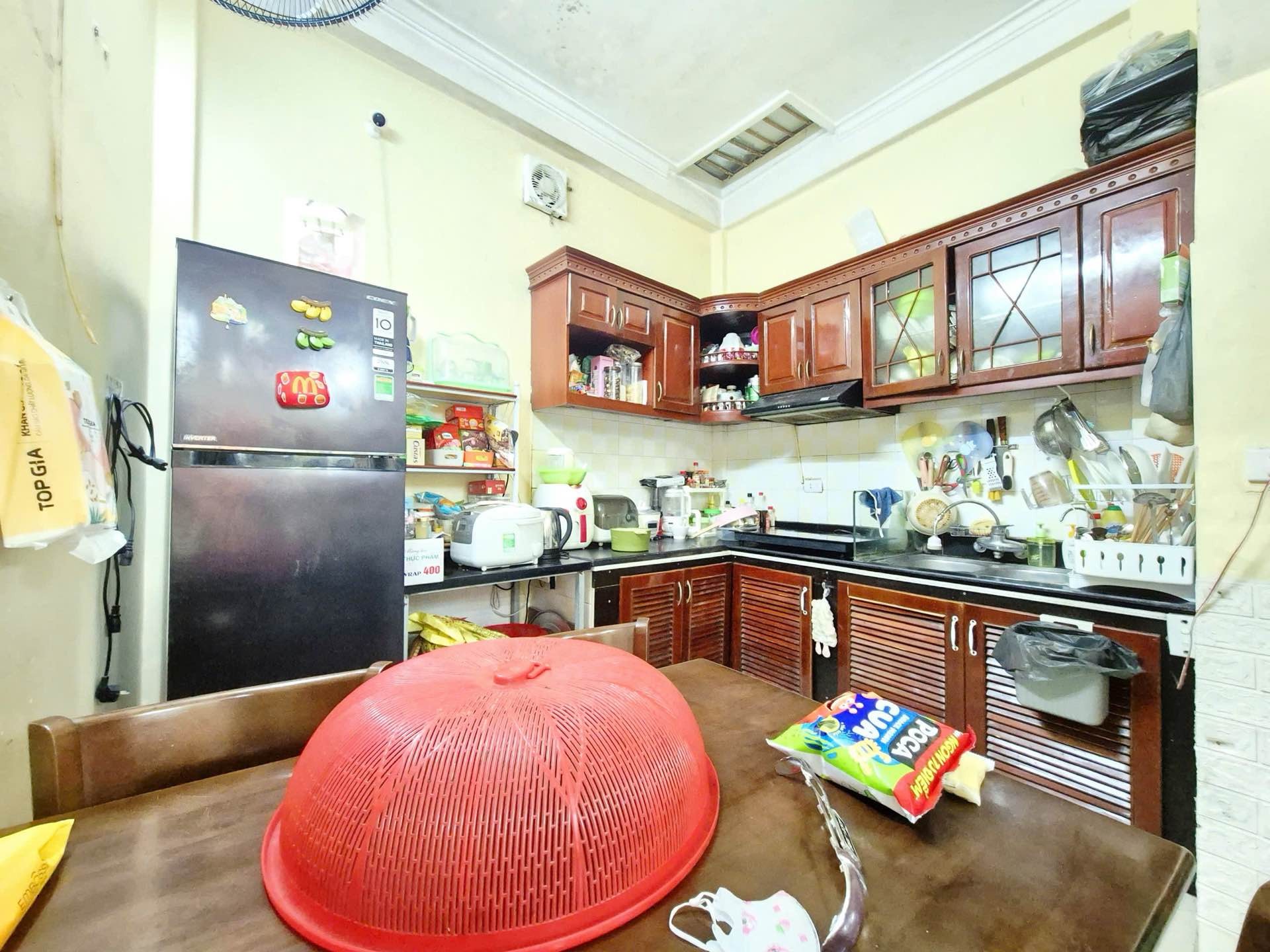 Bán nhà Định Công Thượng - diện tích 28m2 5 tầng - Gần Ô tô - giá 9,5 tỷ