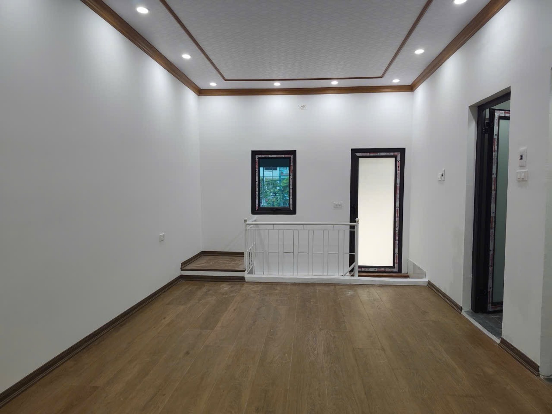 Bán nhà Minh Khai - diện tích 70m2 1 tầng - Ô TÔ ĐỖ CHÂN CẦU THANG - giá 4,5 tỷ