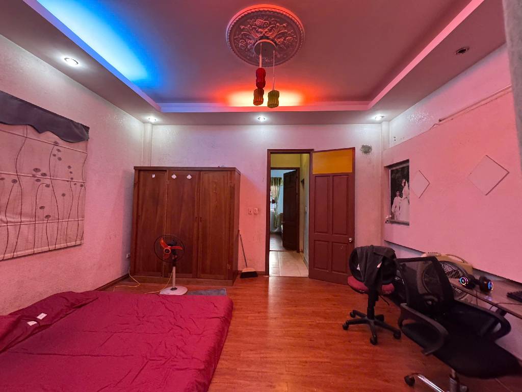 Bán nhà Trường Chinh - diện tích 98m2 4 tầng - Ngõ thông - giá 27,5 tỷ